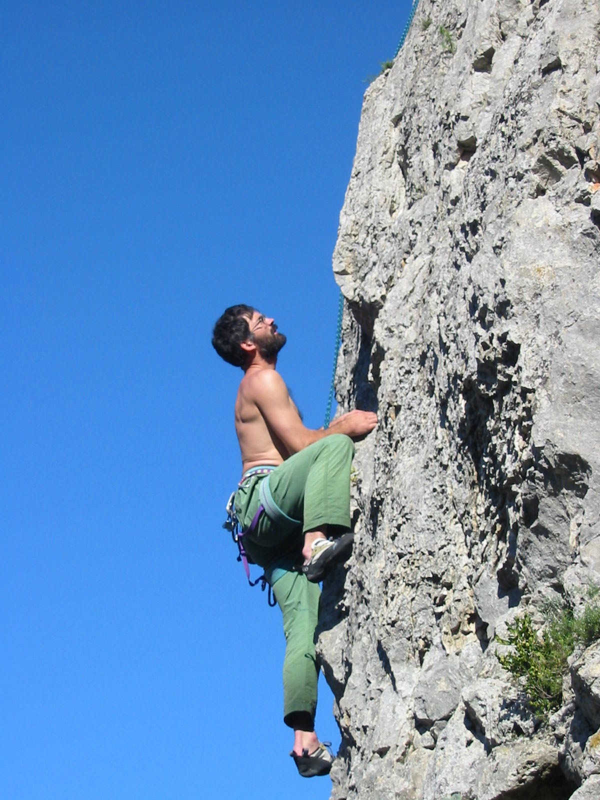 File:Pascal climbing.jpg