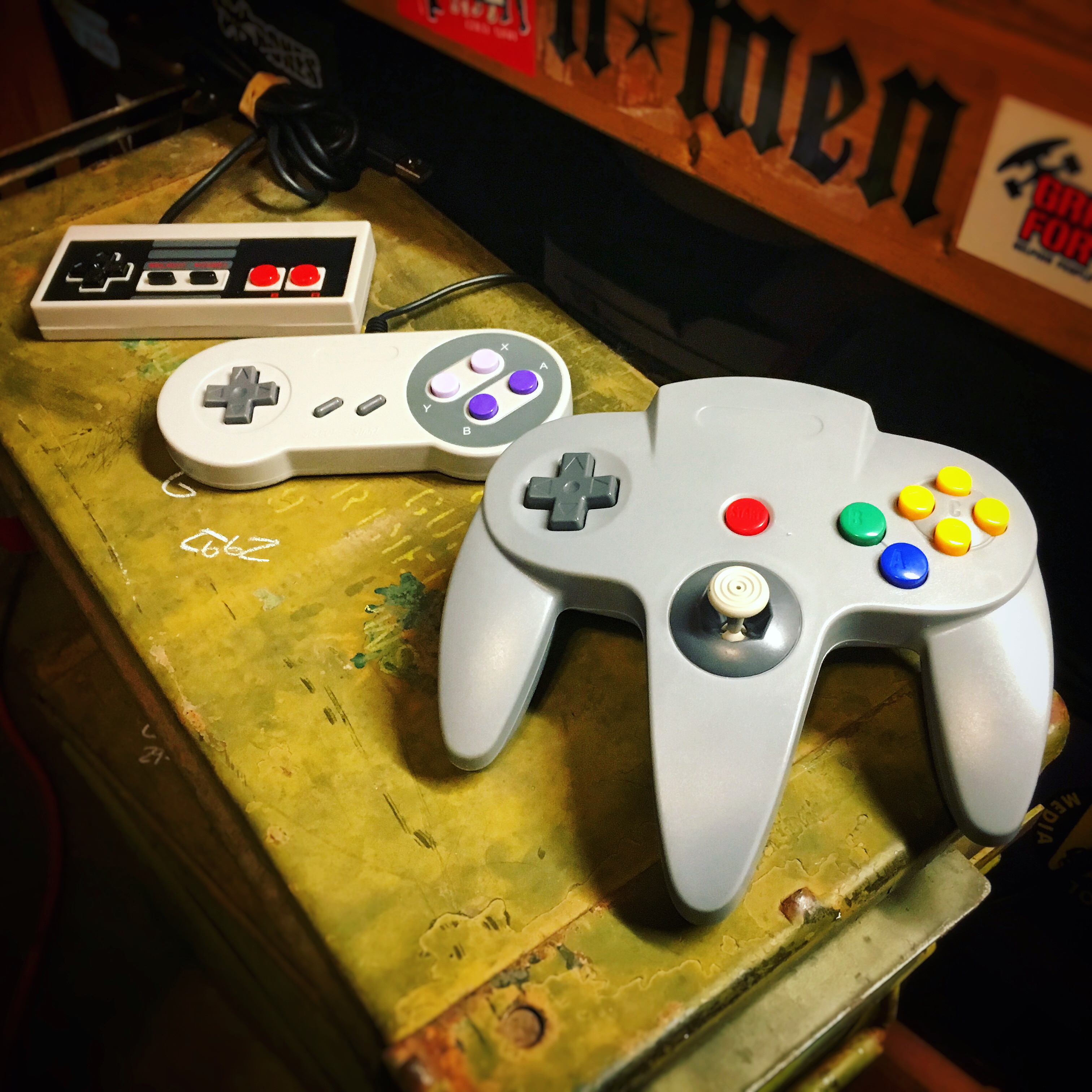 File:Nes gamepads.jpg