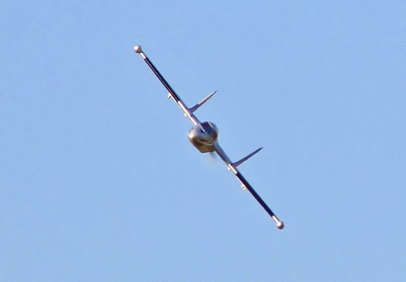 File:Funjet flight dawnron1.jpg