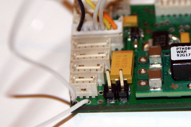 File:Grounding For Bootloader Closeup.jpg